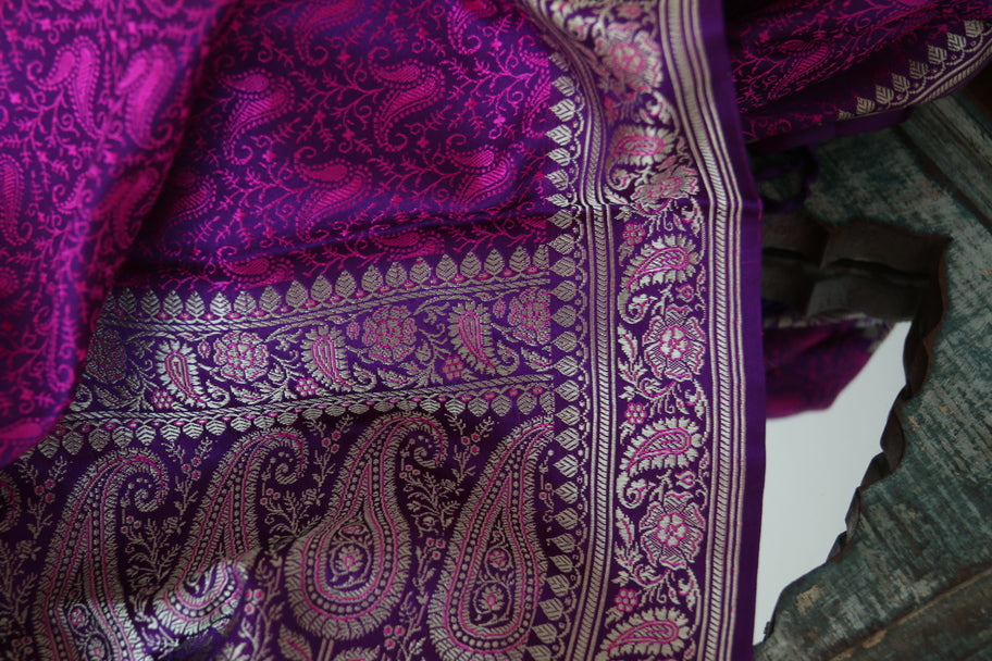 Foulard Zari #005 viola/fuxia e oro