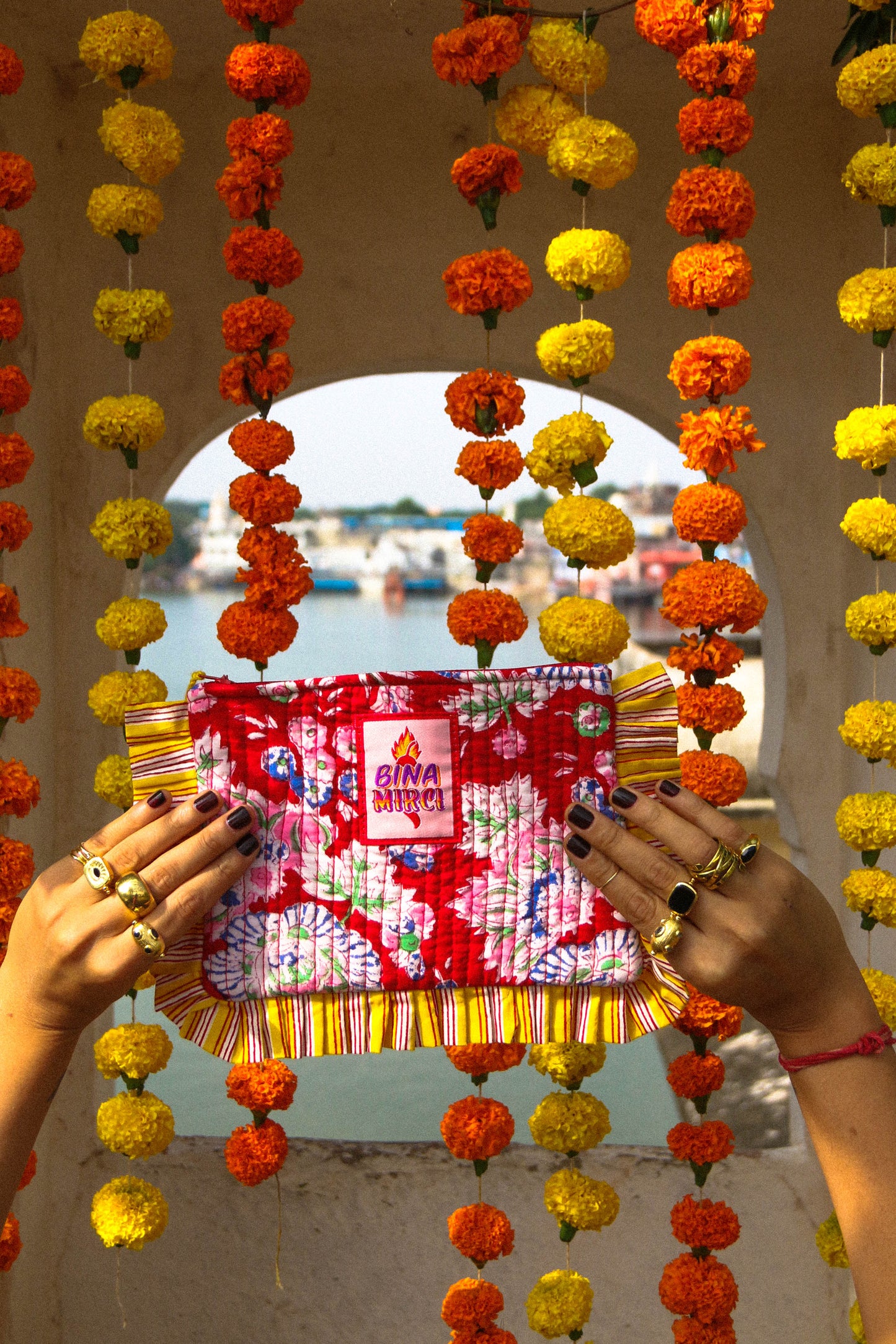 Pochette Kila rossa e gialla