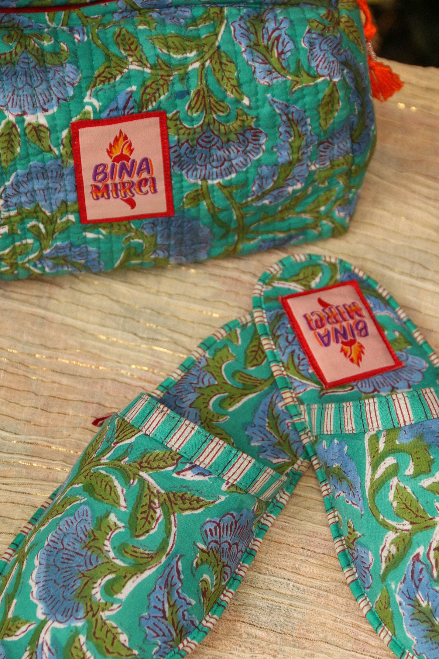 Travel Kit Turchese e Azzurro