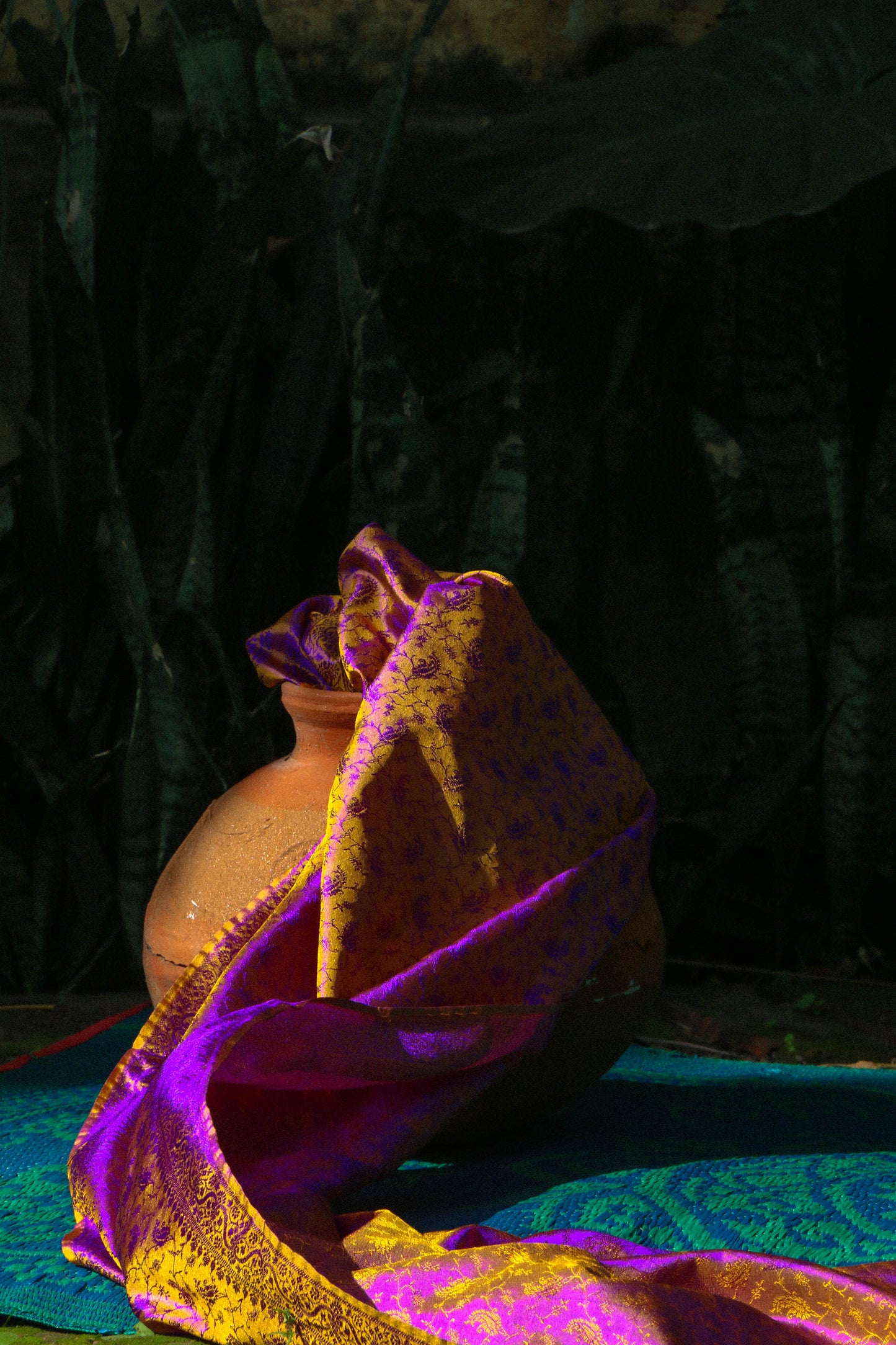 Foulard Hari #010 oro e viola
