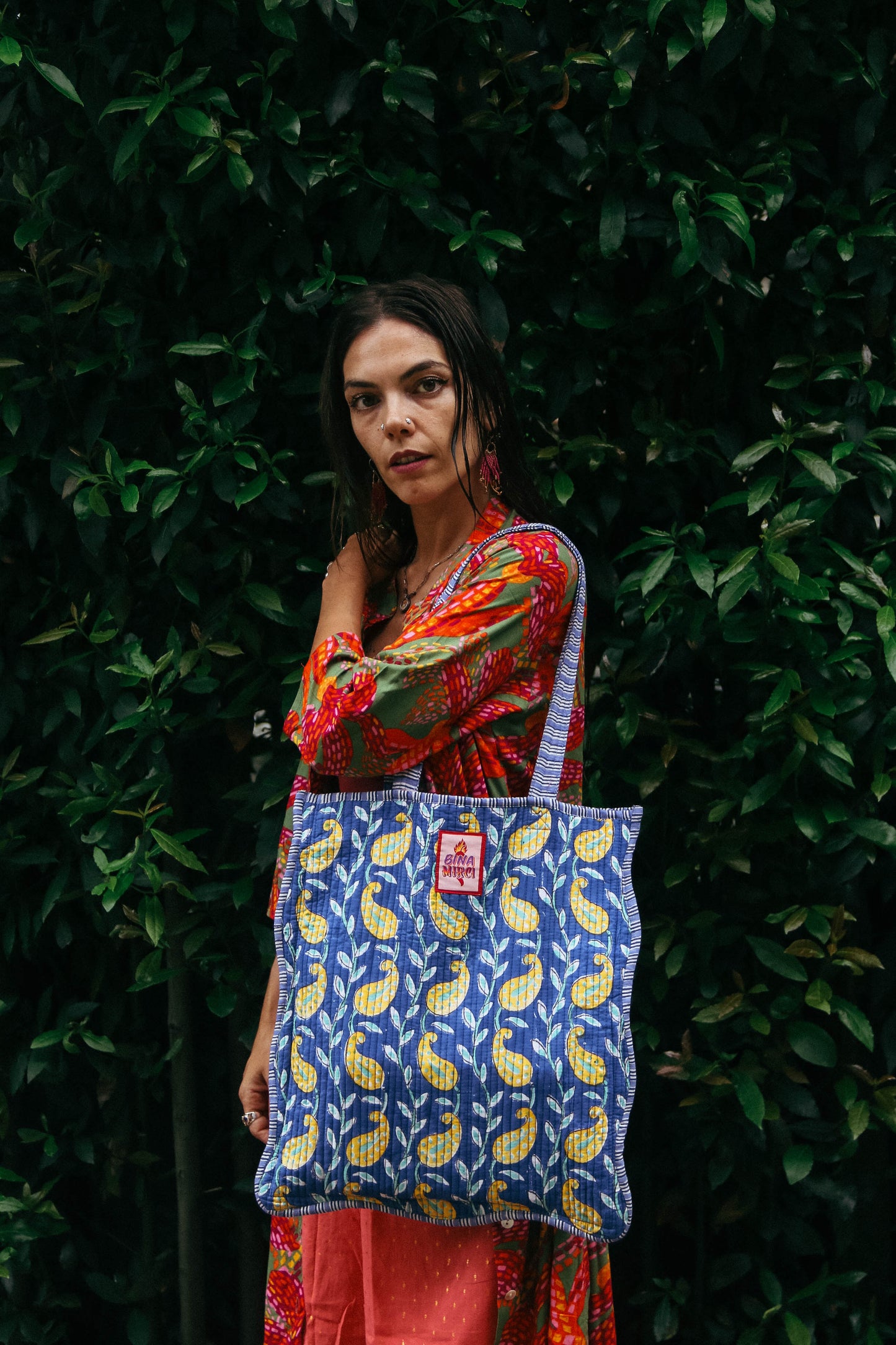 Borsa Mudra Lati