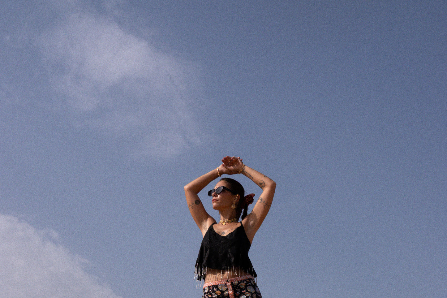 Top Mukta black
