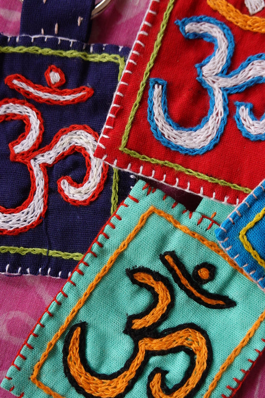 Portachiavi ricamati a mano