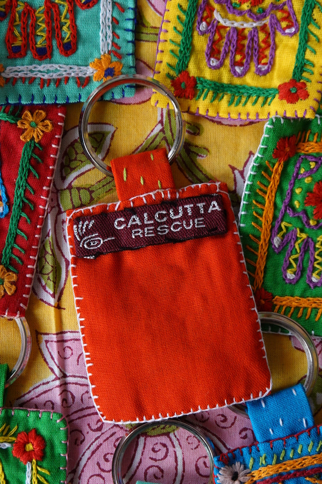 Portachiavi ricamati a mano - Calcutta Rescue