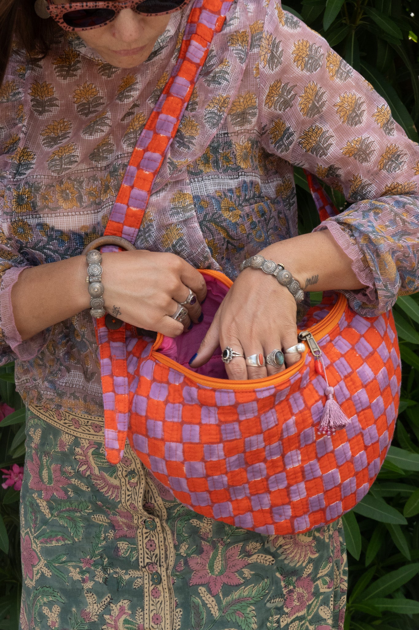Borsa Savitri Gulab