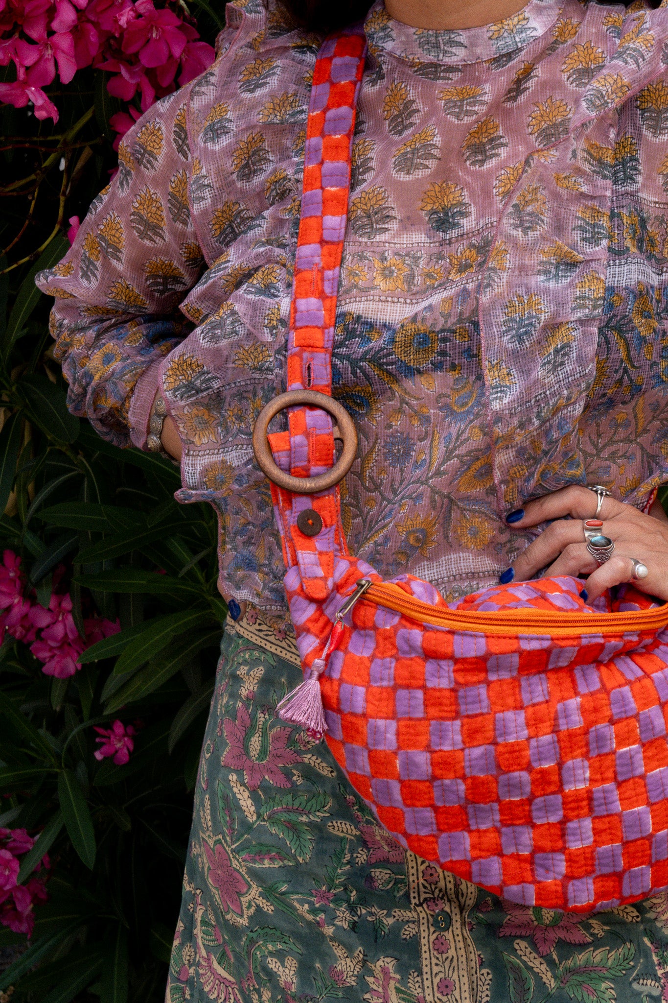 Borsa Savitri Gulab