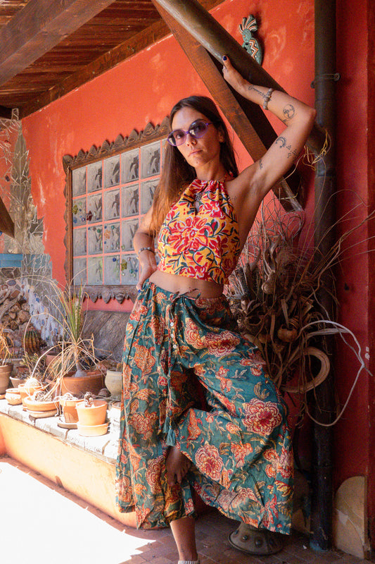 Pantaloni Maya Letkan con foulard