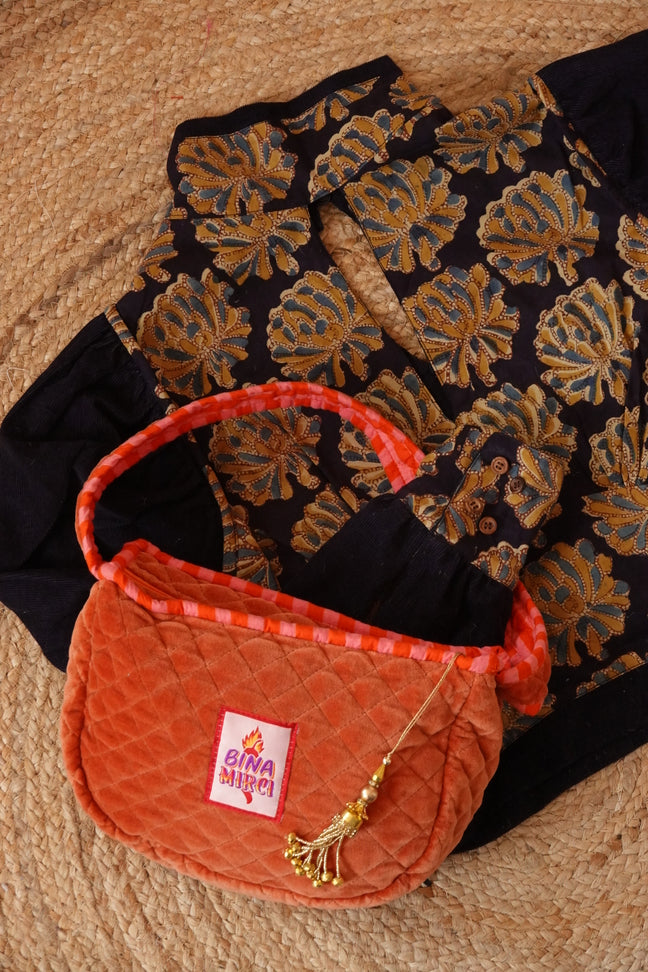 Blusa Jalebi Vrindavan