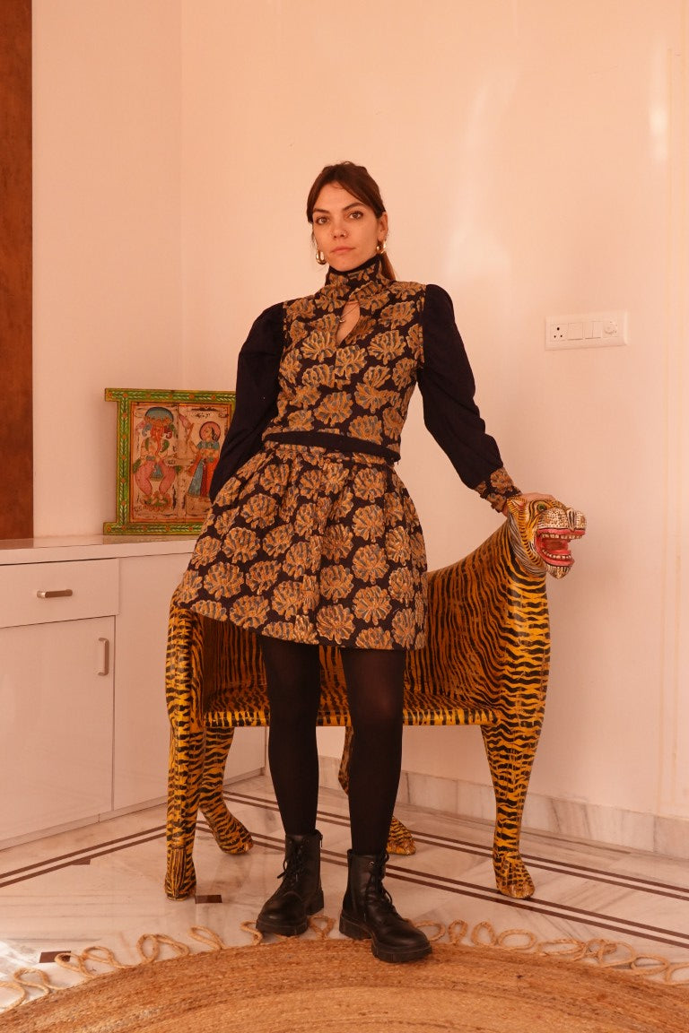 Blusa Jalebi Vrindavan