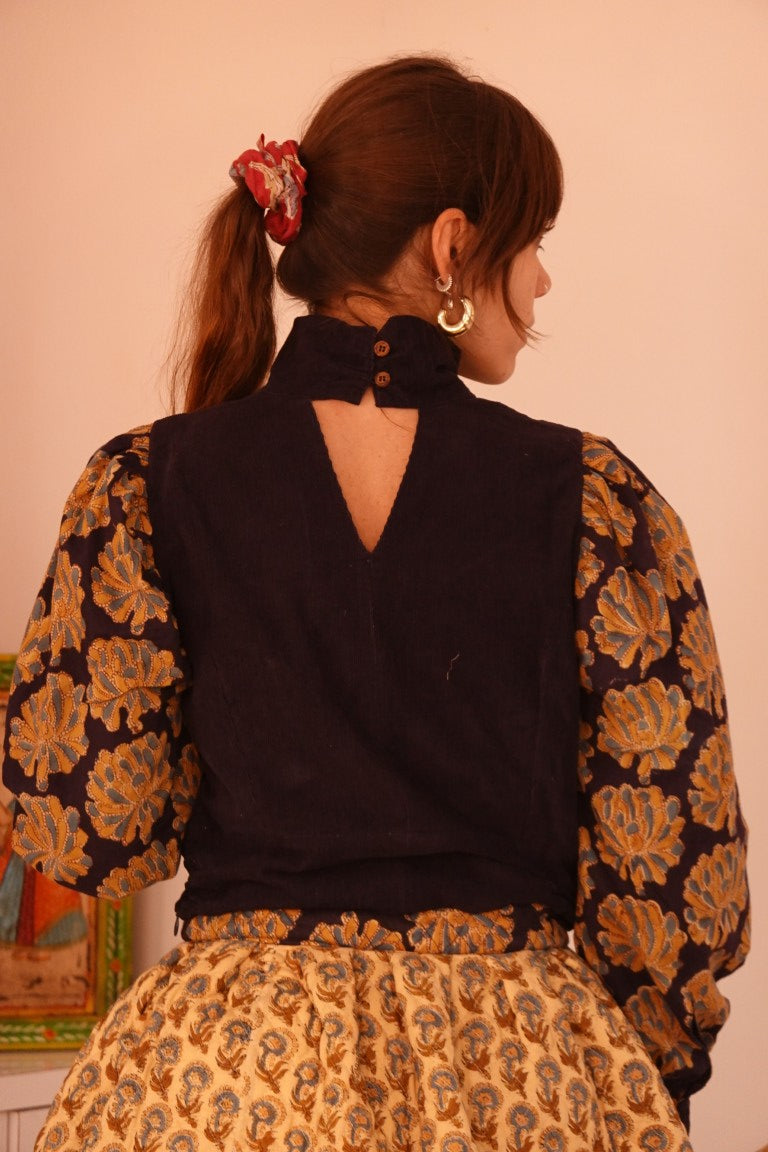 Blusa Jalebi Vrindavan