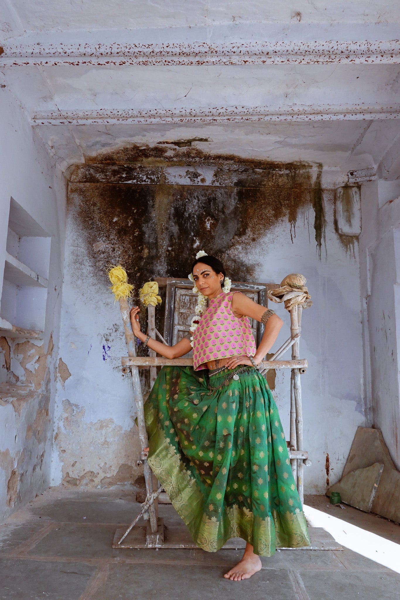 Top Zardozi Mohini