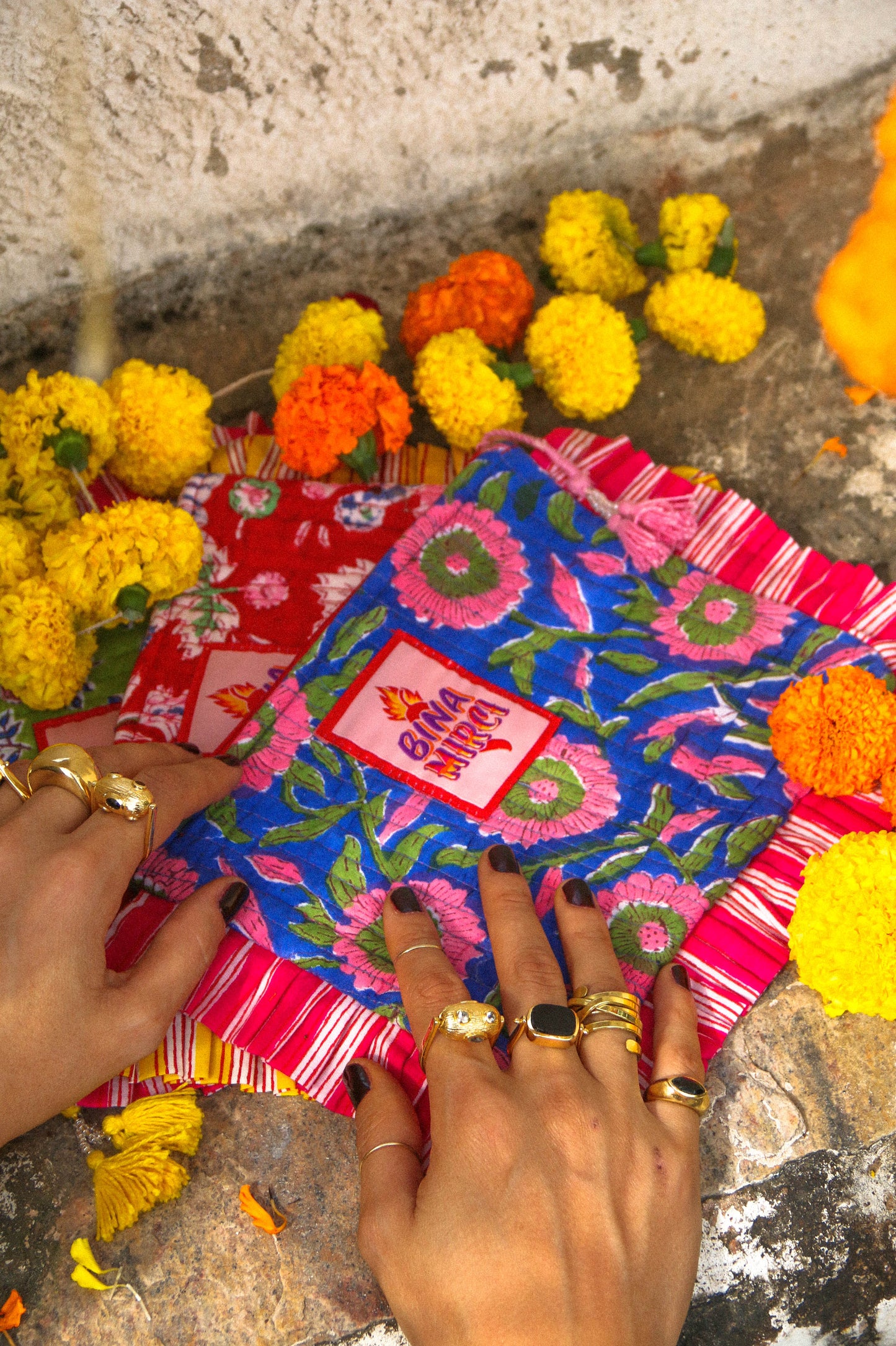 Pochette Kila blu e fuxia