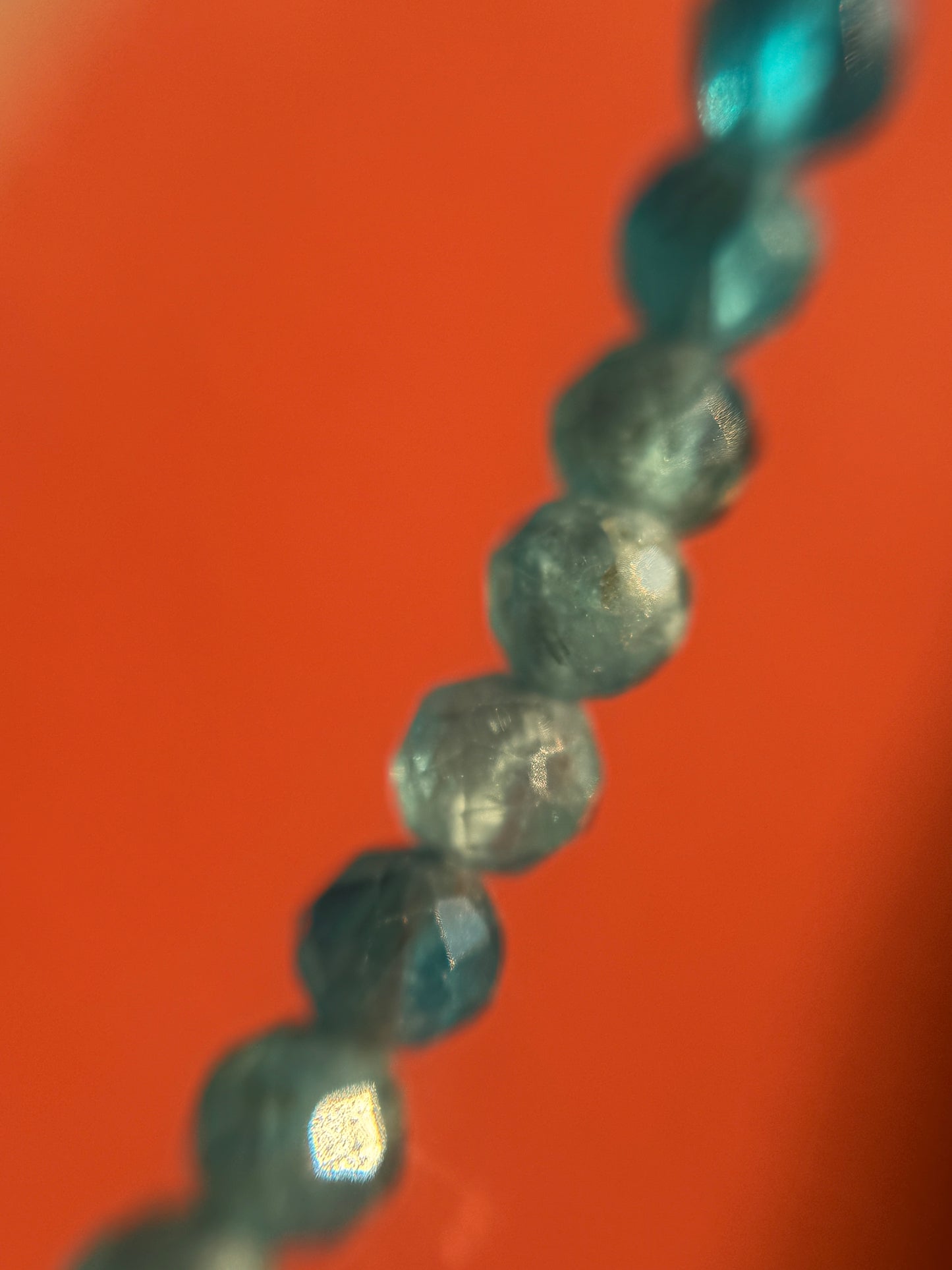 Collana Apatite Neon